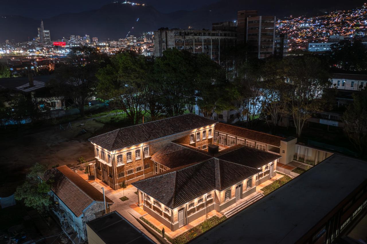 RenoBo y MinCultura entregan el primer edificio restaurado del Hospital San Juan de Dios