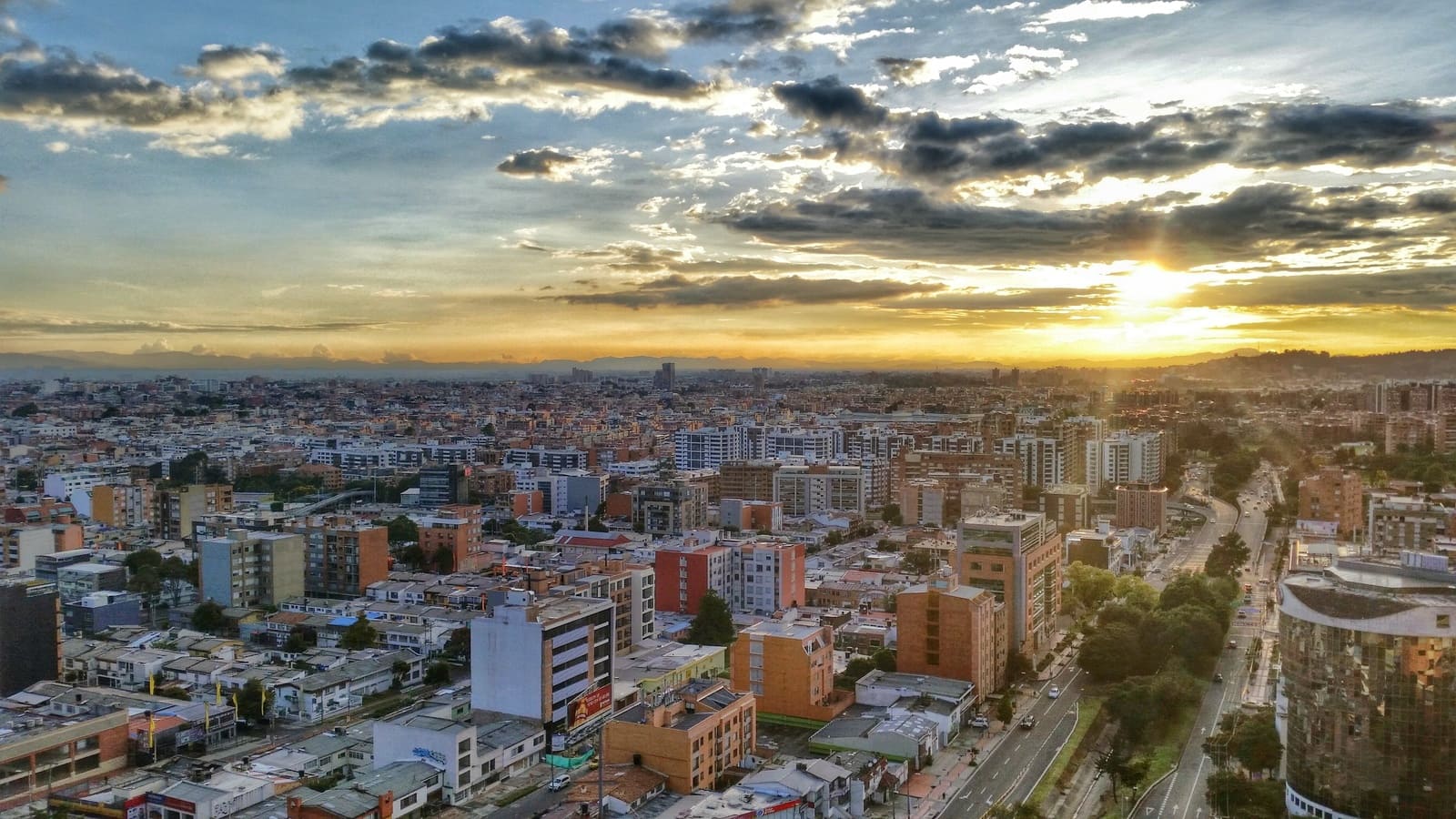 Bogotá recibe a las empresas de desarrollo y renovación urbana del país